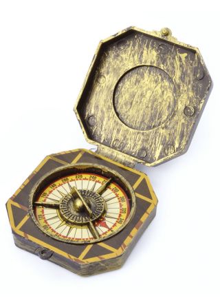 Pirate Compass 12.5 x 6cm