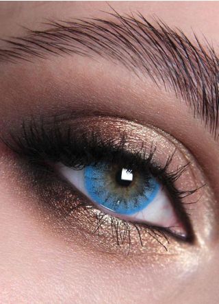 Buckingham Blue Coloured Contact Lenses - One Day Wear