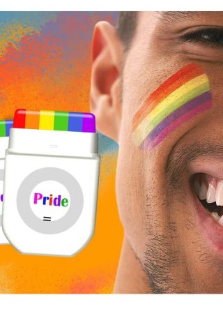 Fanbrush Instant Rainbow - Gay Pride Makeup 